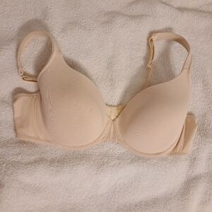 Cacique 42C Lightly Lined T Shirt Bra Nude